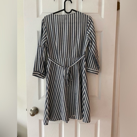 Runaway Heart Striped Button-Up Dress - Size XS - Picture 2 of 3